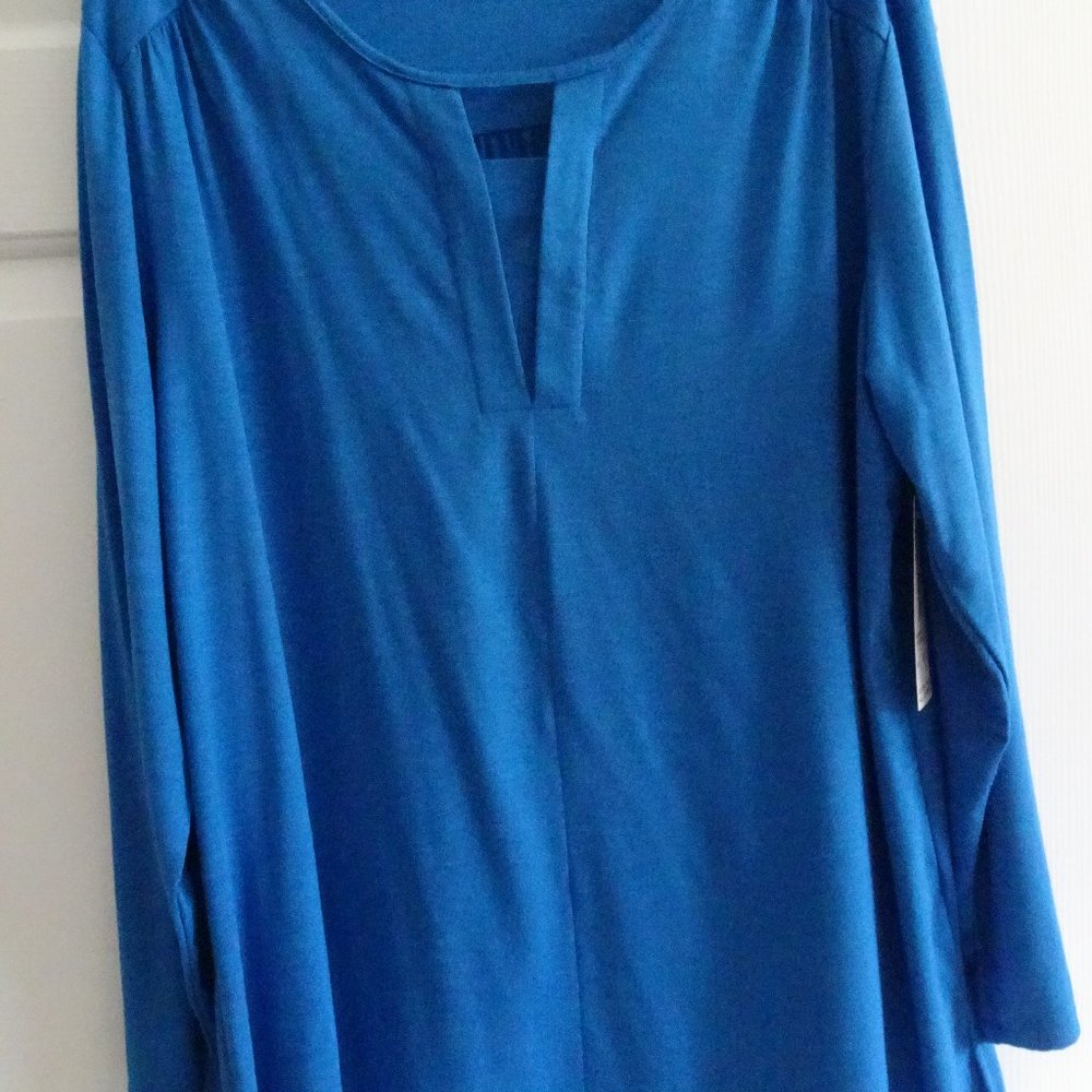 N Touch Women's Size XL Royal Blue Knit Top-NWT-Plus Size-L. Sleeve